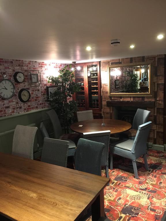 The Talbot Hotel Cleobury Mortimer Ngoại thất bức ảnh