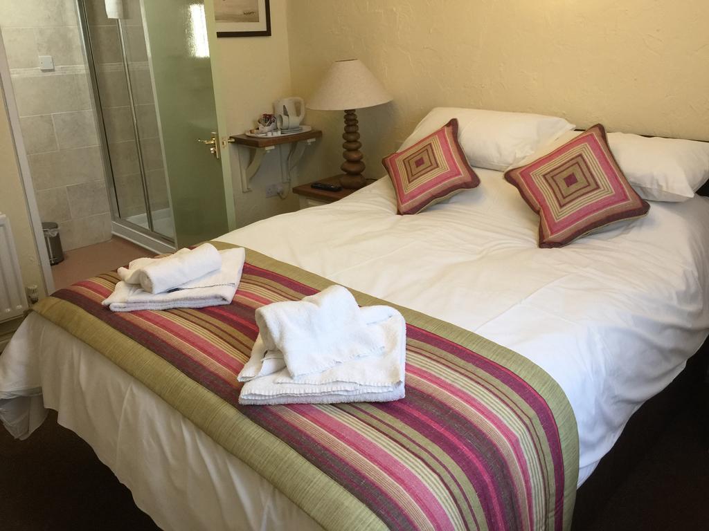 The Talbot Hotel Cleobury Mortimer Ngoại thất bức ảnh