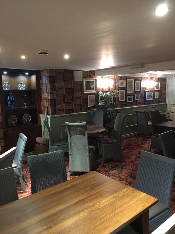 The Talbot Hotel Cleobury Mortimer Ngoại thất bức ảnh