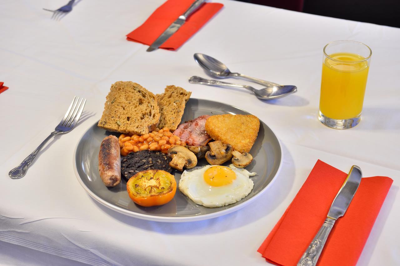 The Talbot Hotel Cleobury Mortimer Ngoại thất bức ảnh