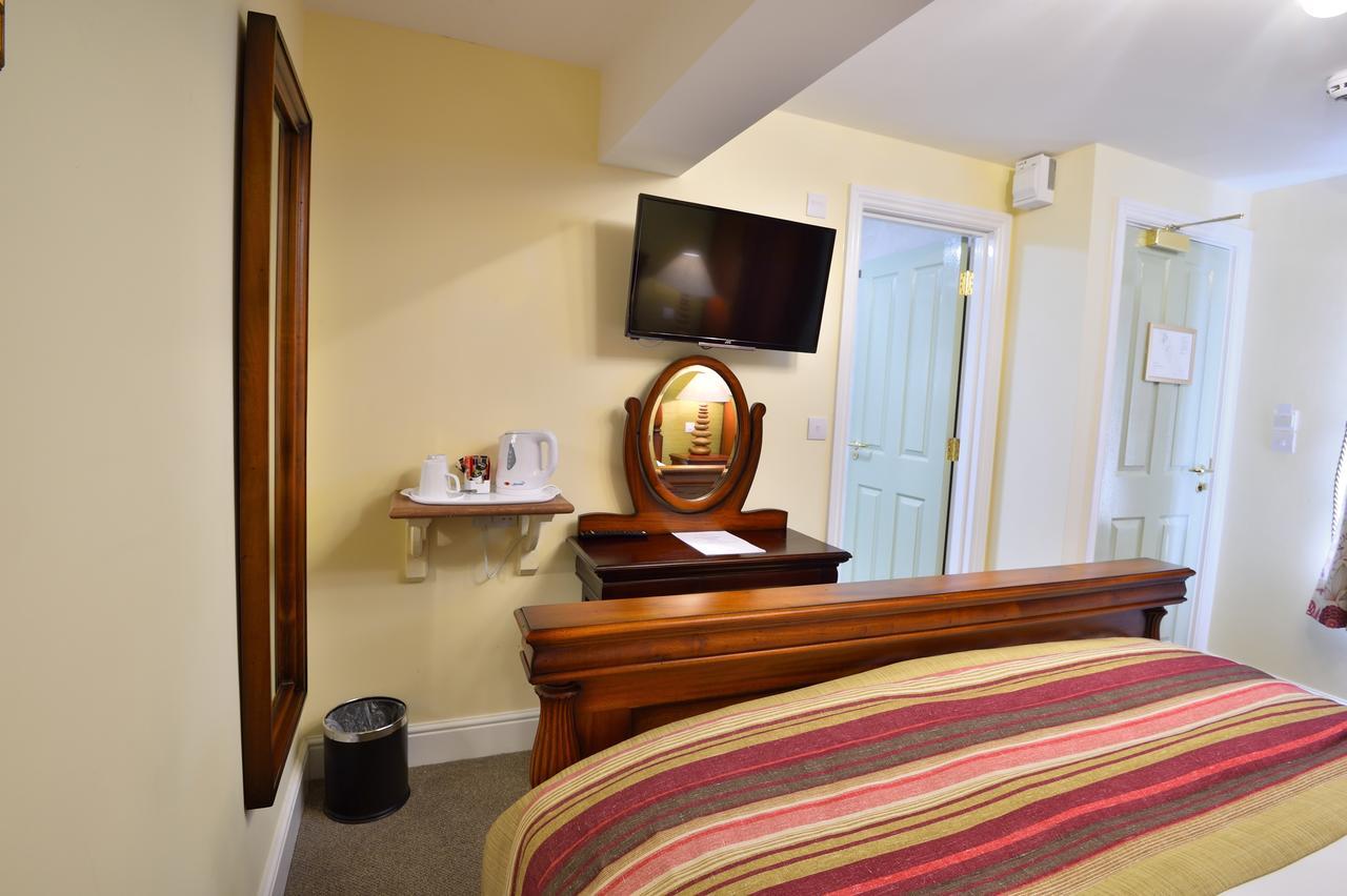 The Talbot Hotel Cleobury Mortimer Ngoại thất bức ảnh