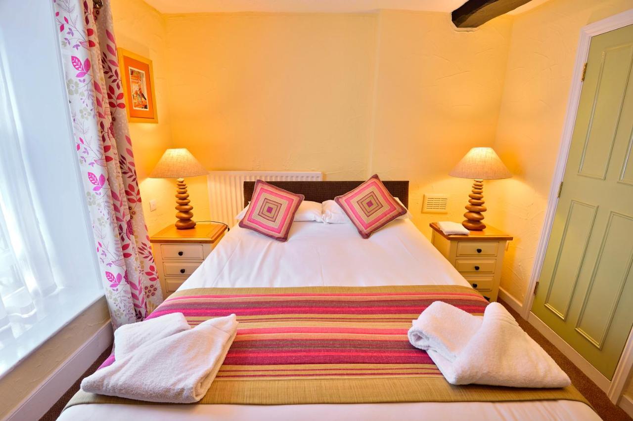 The Talbot Hotel Cleobury Mortimer Ngoại thất bức ảnh